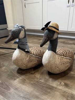 Canada Goose Plush Stuffed Birds Realistic Kitsch Décor Door Stop Pillow Vintage